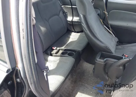 2001 Saturn Sc1 z USA, uszkodzony, nr VIN 1G8ZP12811Z249670